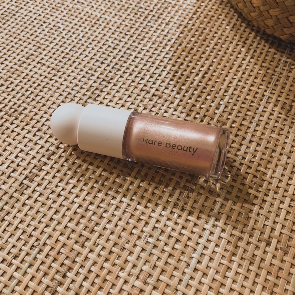 Rare beauty highlighter